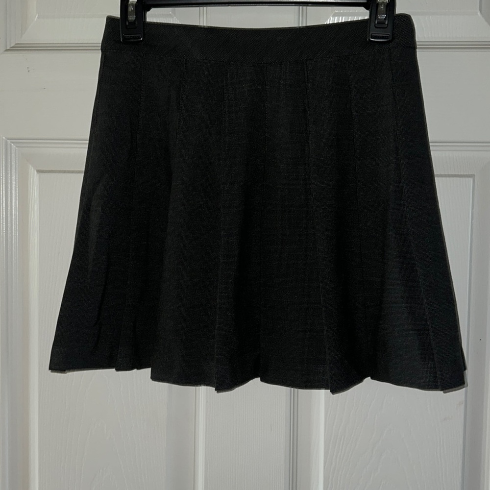 Aritzia olive skirt